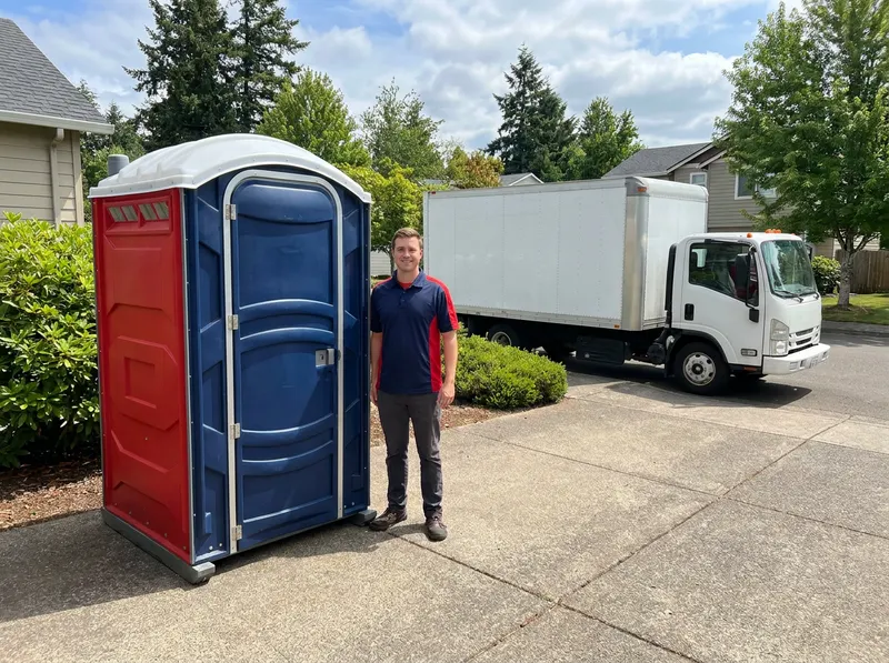 Deluxe Flushing Restroom Rental in Eugene, OR